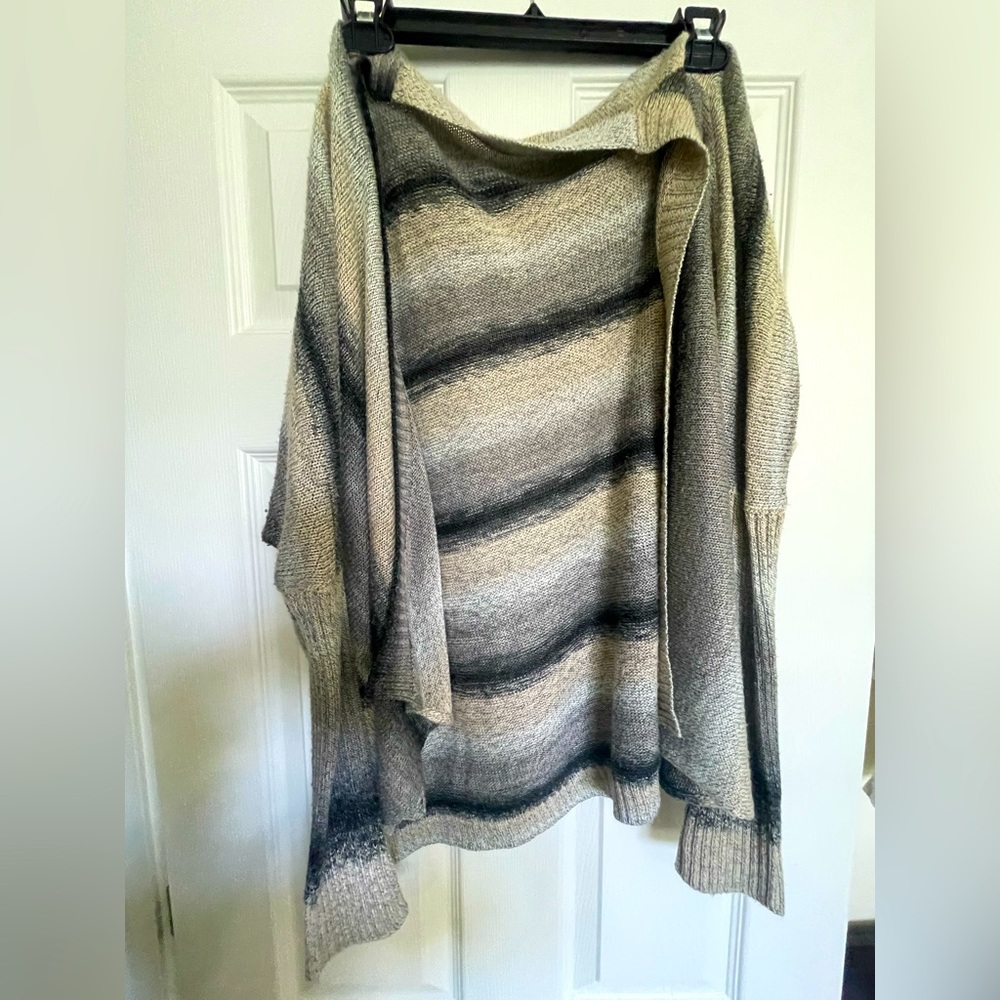 sweater | shrug